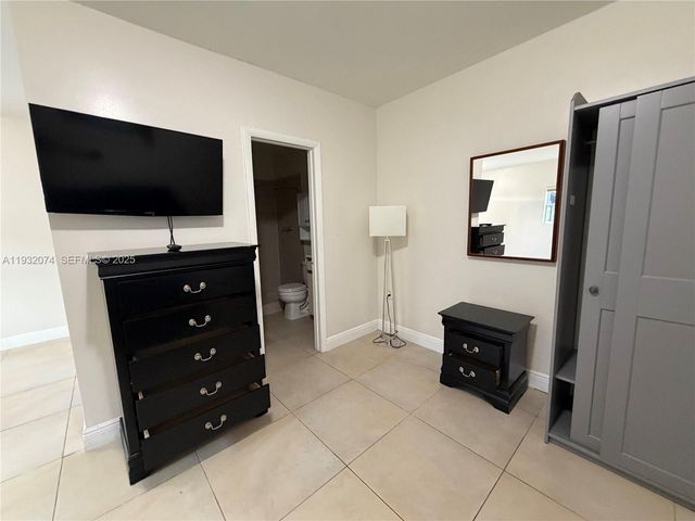 808 NW 19th St c, Fort Lauderdale, FL 33311