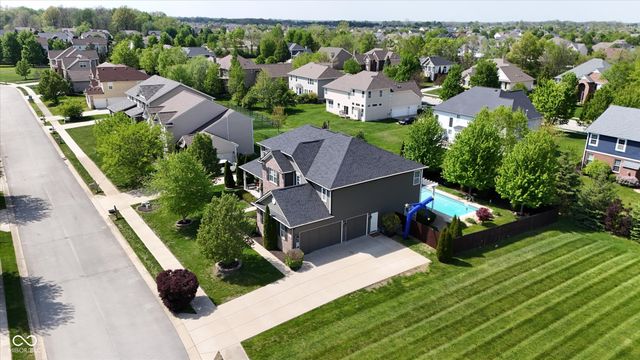 2540 Wineland Creek Drive, Carmel, IN 46074