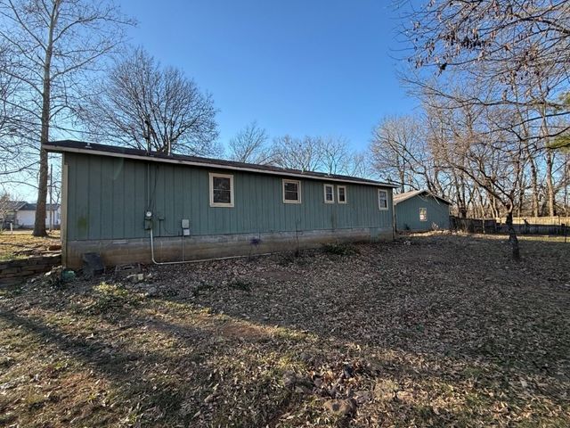 503 Madison Street, Huntsville, AR 72740