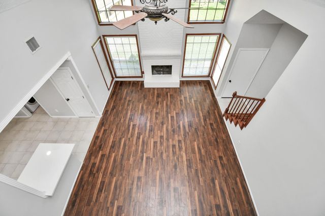 315 Muirwood Lane, Sugar Land, TX 77498