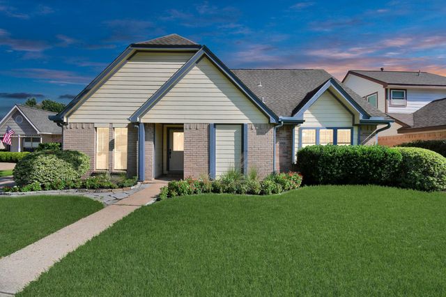 315 Muirwood Lane, Sugar Land, TX 77498