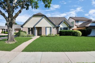 315 Muirwood Lane, Sugar Land, TX 77498