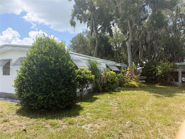 209 JACARANDA DRIVE, Leesburg, FL 34748