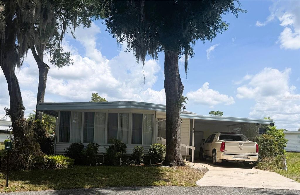 209 JACARANDA DRIVE, Leesburg, FL 34748