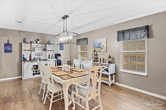 5637 Camellia Ave, Milton, FL 32570