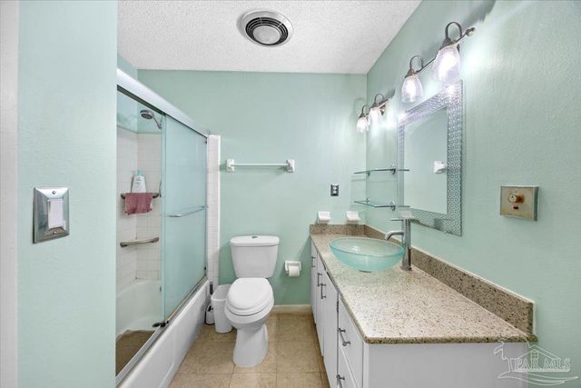 5637 Camellia Ave, Milton, FL 32570