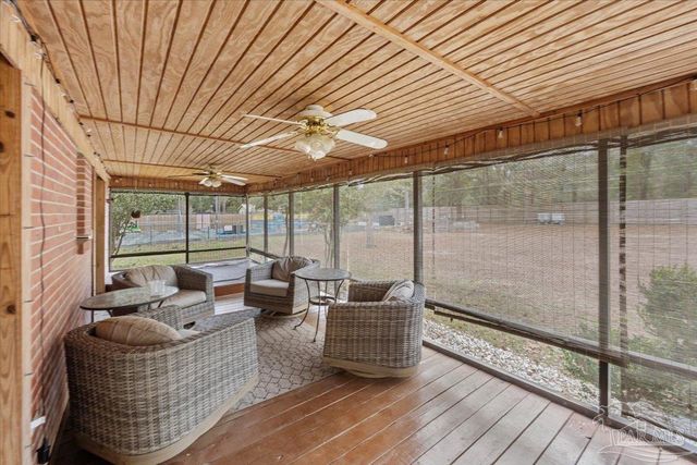 5637 Camellia Ave, Milton, FL 32570