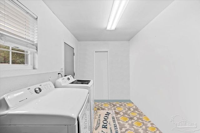 5637 Camellia Ave, Milton, FL 32570