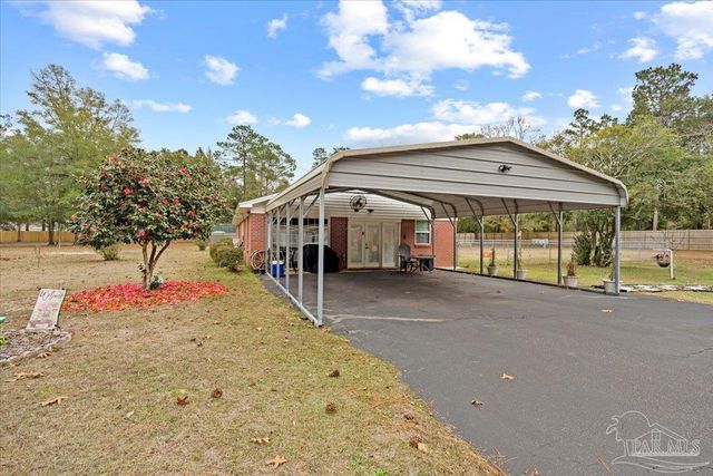 5637 Camellia Ave, Milton, FL 32570