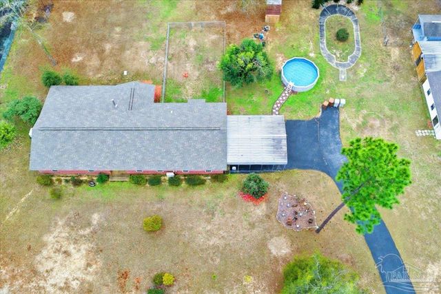 5637 Camellia Ave, Milton, FL 32570