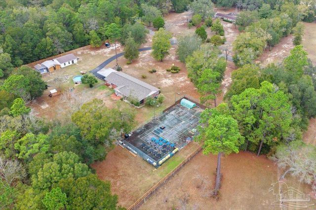 5637 Camellia Ave, Milton, FL 32570