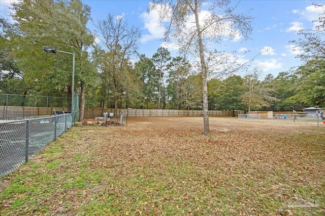 5637 Camellia Ave, Milton, FL 32570