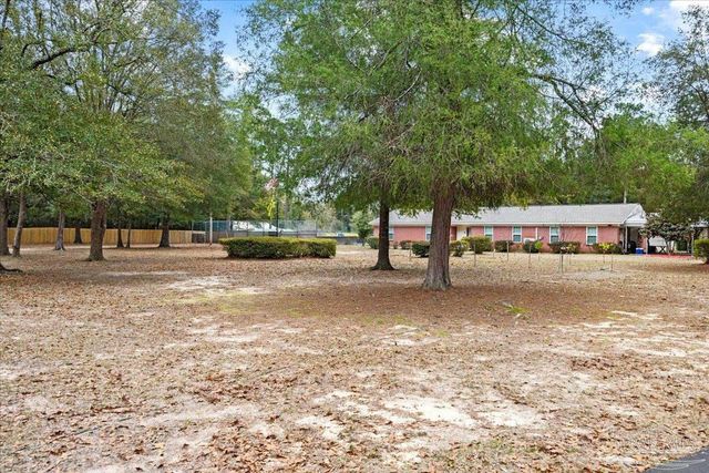 5637 Camellia Ave, Milton, FL 32570