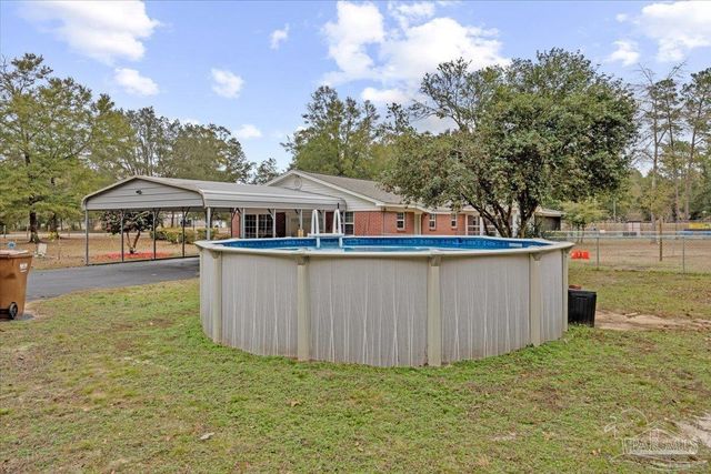 5637 Camellia Ave, Milton, FL 32570