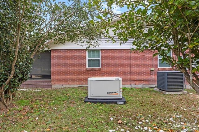 5637 Camellia Ave, Milton, FL 32570