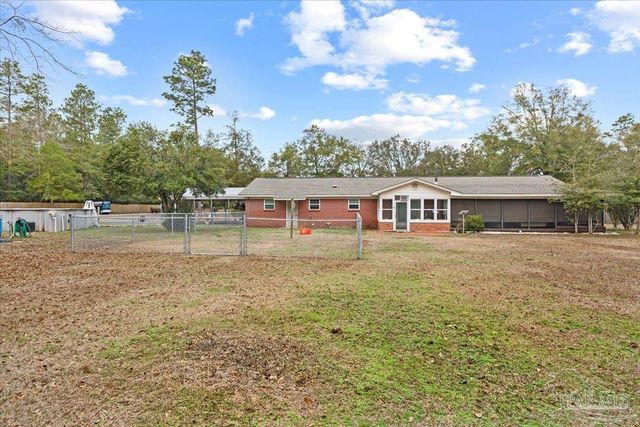 5637 Camellia Ave, Milton, FL 32570