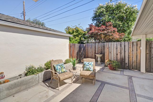 5506 C St, Sacramento, CA 95819