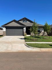 2915 Gulliver Street, Norman, OK 73069