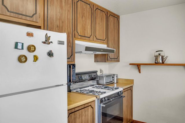 4053 Bairnsdale Way, Sacramento, CA 95826