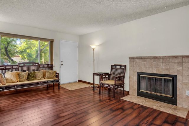 4053 Bairnsdale Way, Sacramento, CA 95826