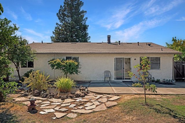 4053 Bairnsdale Way, Sacramento, CA 95826