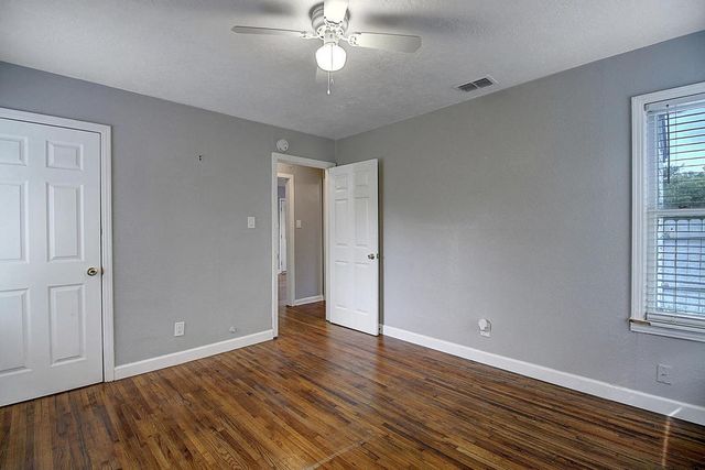 1629 Green Grove Dr, Corpus Christi, TX 78415