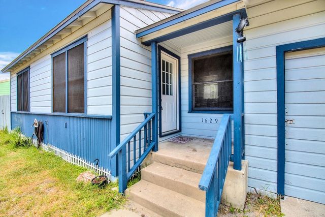 1629 Green Grove Dr, Corpus Christi, TX 78415
