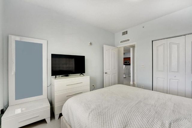 250 NE 3rd Avenue 1317, Delray Beach, FL 33444