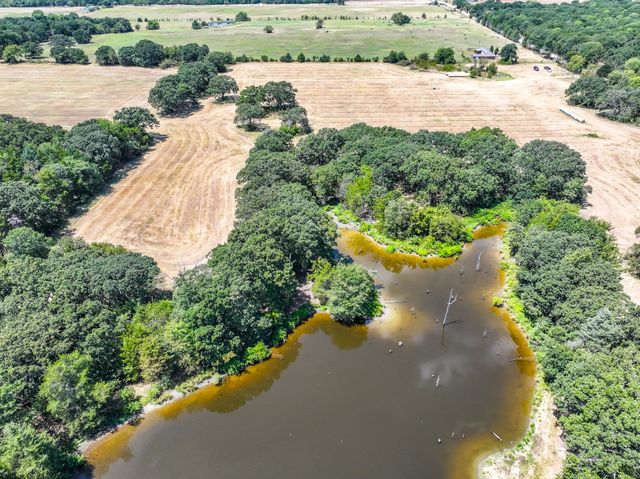 000 County Road 2615, Ivanhoe, TX 75447
