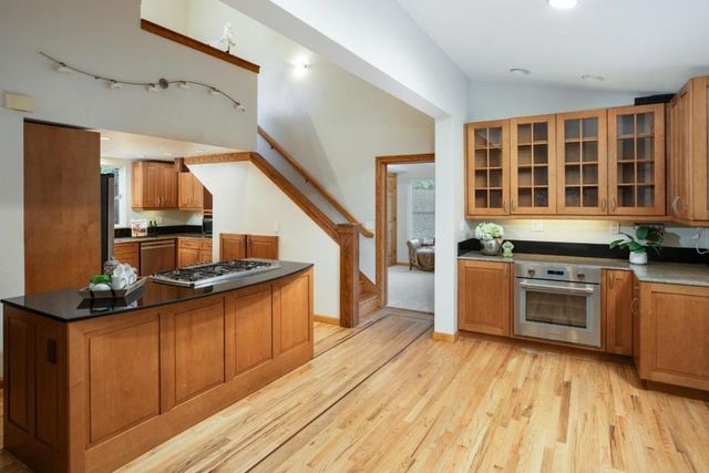 215 Marty Road, Los Gatos, CA 95033