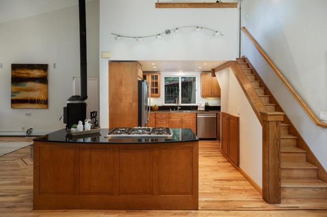 215 Marty Road, Los Gatos, CA 95033