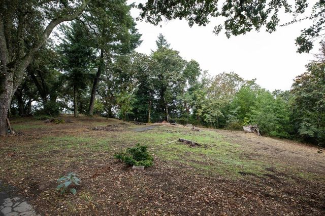 215 Marty Road, Los Gatos, CA 95033