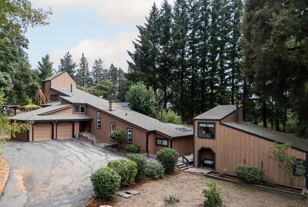 215 Marty Road, Los Gatos, CA 95033