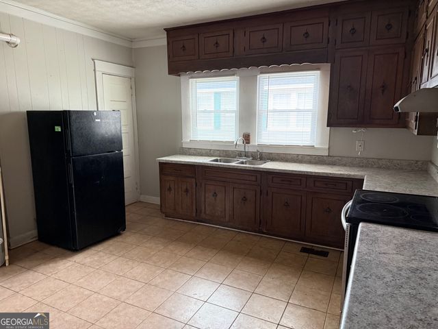 129 R Street SW, Thomaston, GA 30286