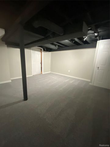20202 Lancaster Street, Harper Woods, MI 48225