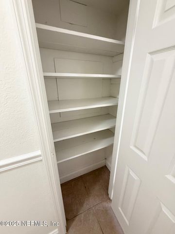 311 W ASHLEY Street 1412, Jacksonville, FL 32202