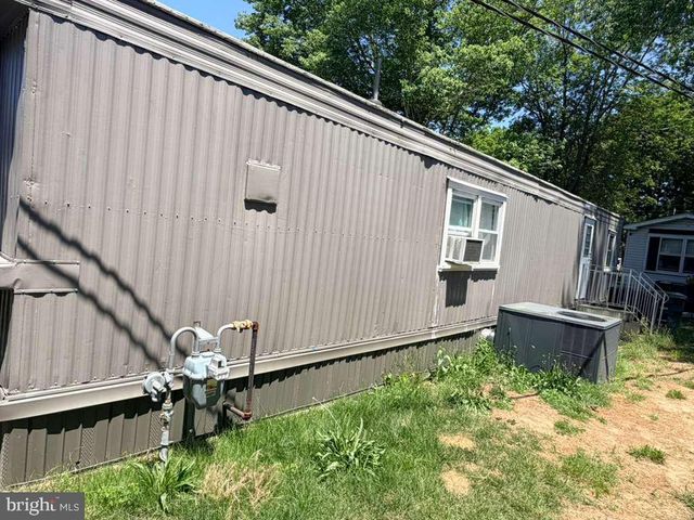 202 FLORIDA AVE, Williamstown, NJ 08094