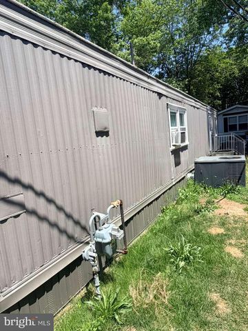 202 FLORIDA AVE, Williamstown, NJ 08094