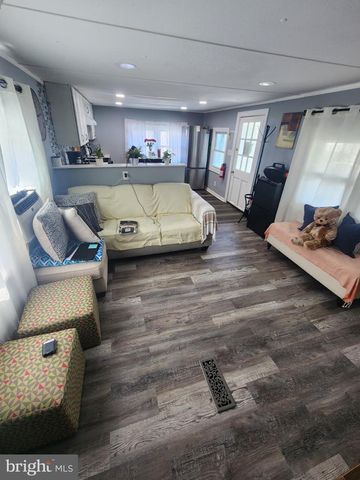 202 FLORIDA AVE, Williamstown, NJ 08094