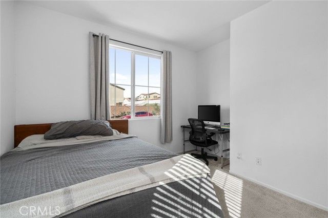 1592 Mercury, Banning, CA 92220