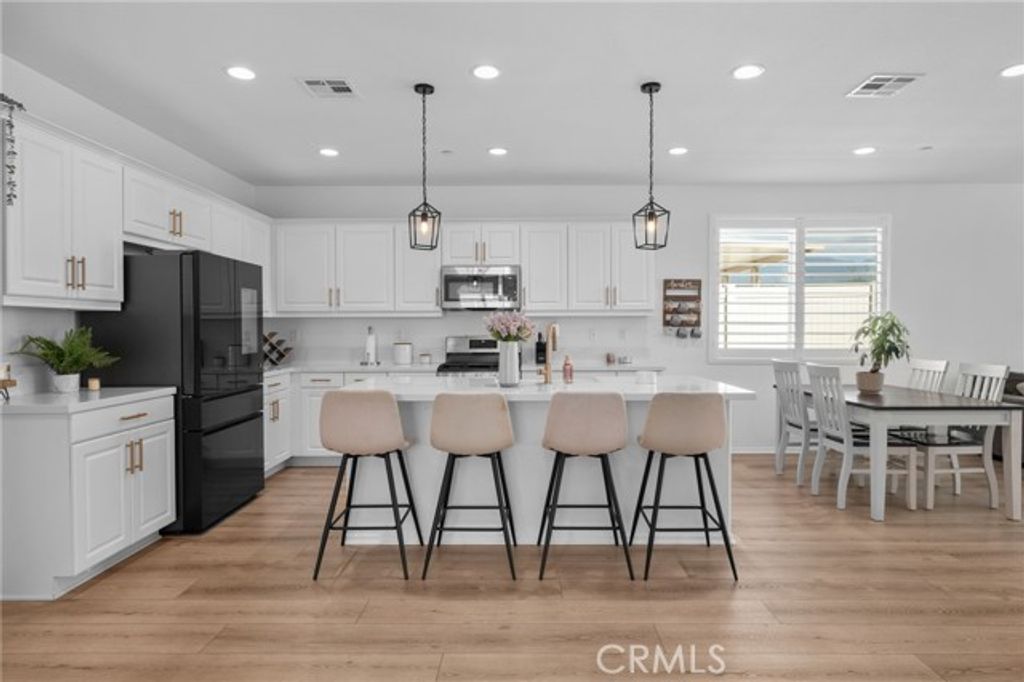 1592 Mercury, Banning, CA 92220