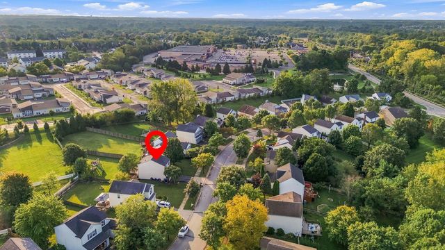 76 Lantern Chase Drive, Delaware, OH 43015