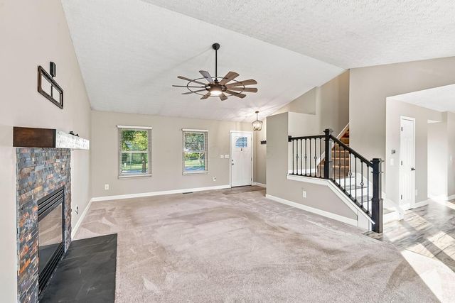 76 Lantern Chase Drive, Delaware, OH 43015