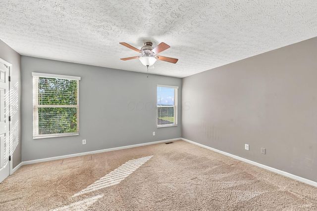 76 Lantern Chase Drive, Delaware, OH 43015