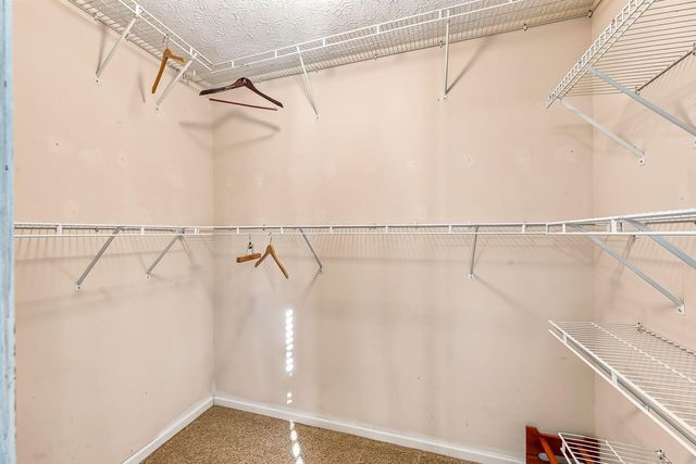 76 Lantern Chase Drive, Delaware, OH 43015
