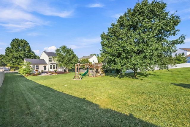 76 Lantern Chase Drive, Delaware, OH 43015