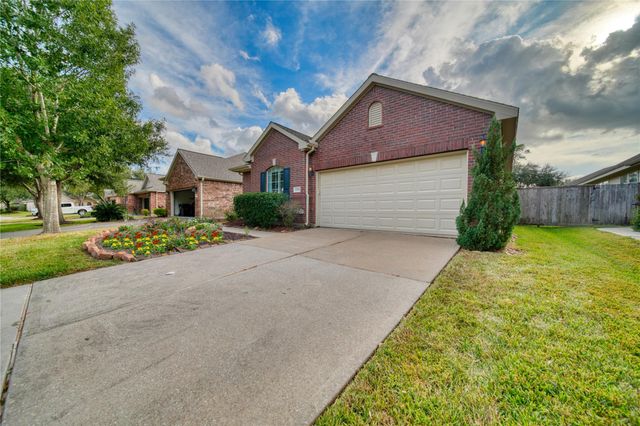 1308 Palermo Drive, Pearland, TX 77581