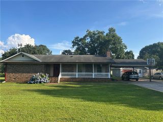 412 Bishop Branch Road, Pendleton, SC 29670
