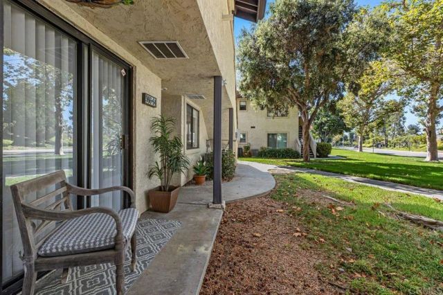 966 Lupine Hills Drive 64, Vista, CA 92081