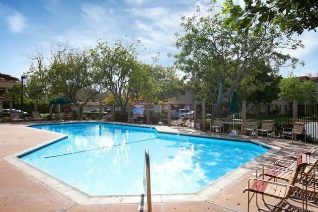 966 Lupine Hills Drive 64, Vista, CA 92081